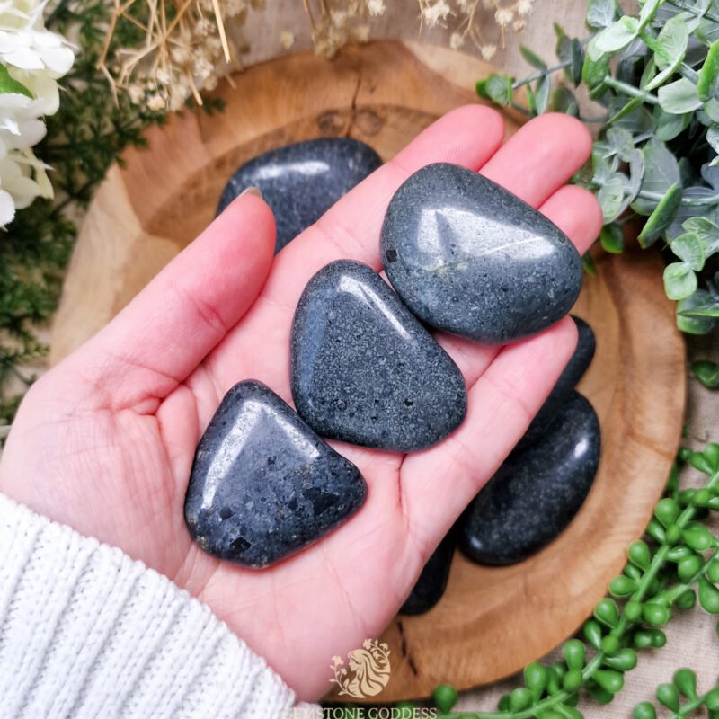 basalt-oplegger-edelsteen