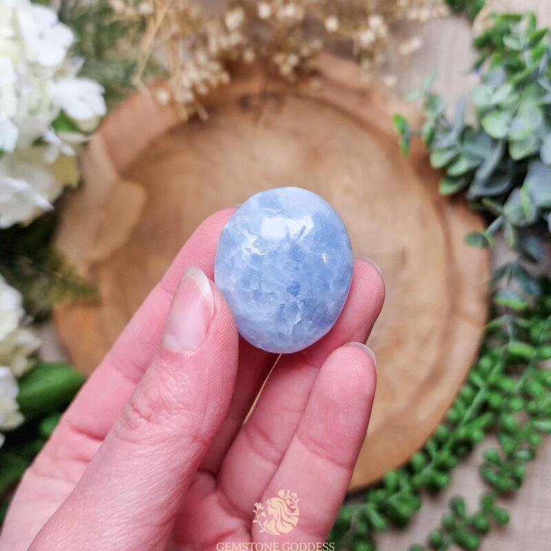 blauwe-calciet-getrommelde-steen-edelsteen