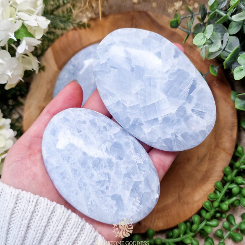 blauwe-calciet-palmsteen-edelsteen