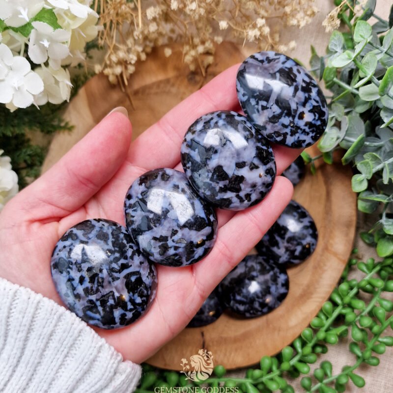 indigo-gabbro-oplegger-edelsteen