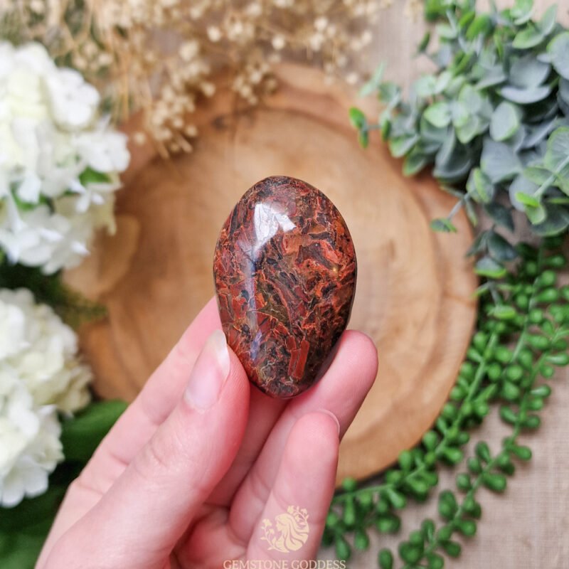 jaspis-breccie-gladde-steen-edelsteen