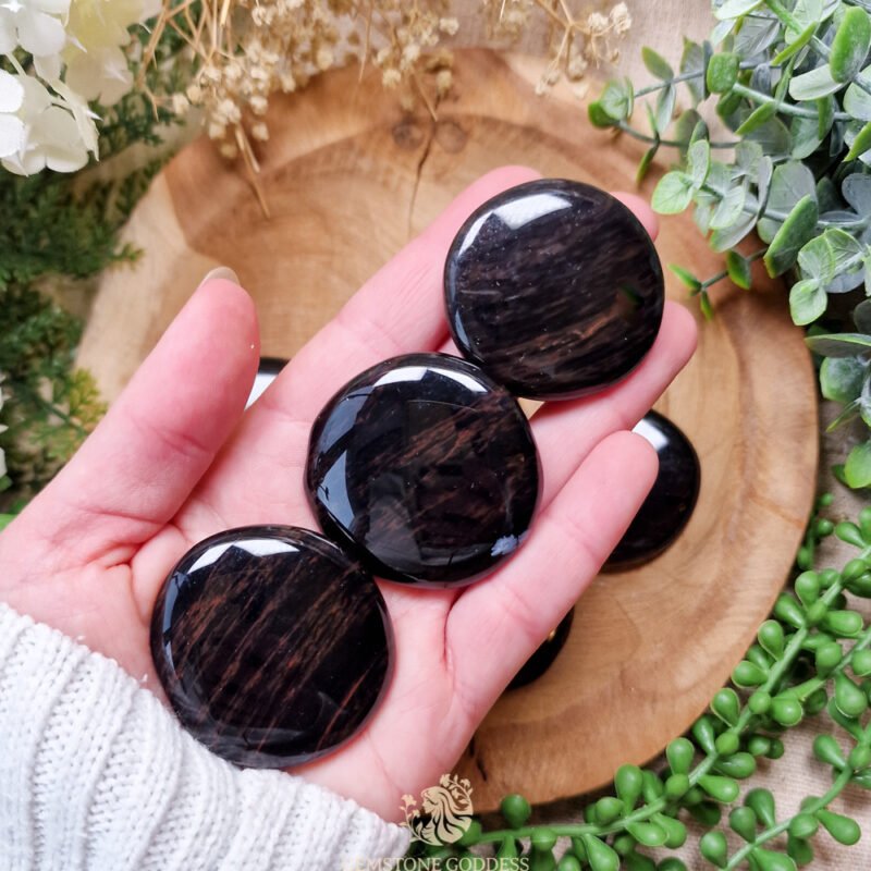 rode-fluweel-obsidiaan-oplegger-edelsteen