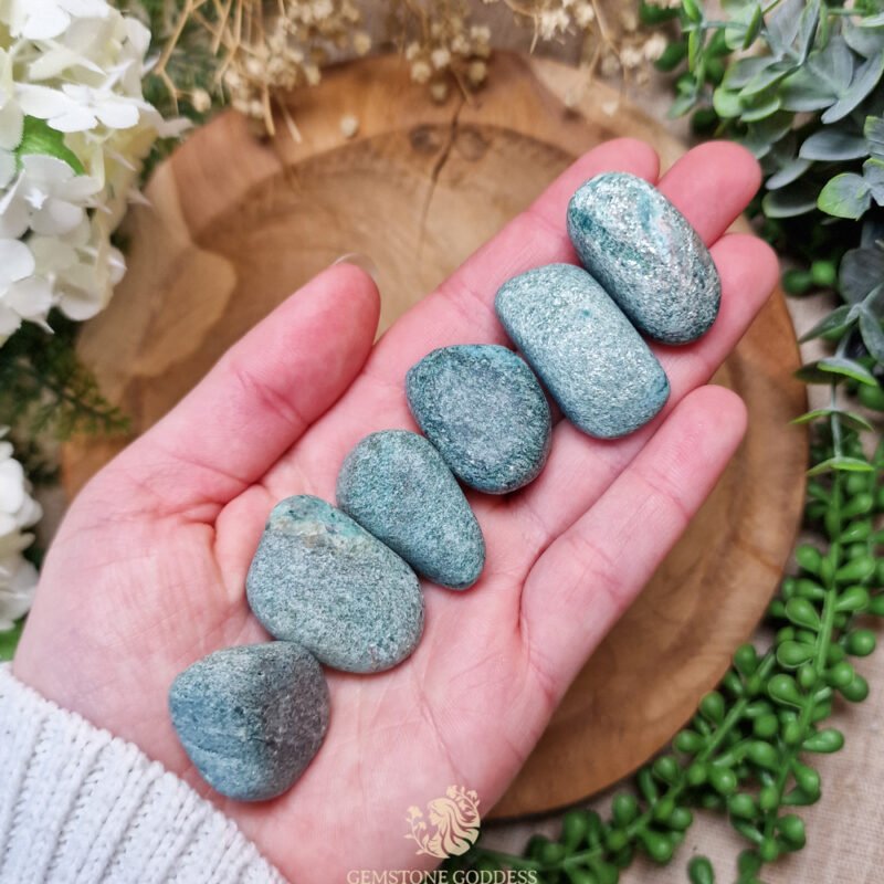 fuchsiet-mat-knuffelsteen-edelsteen