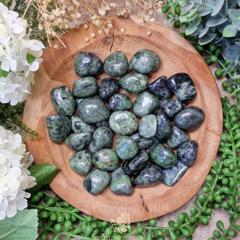 groene-augiet-trommelsteen-edelsteen