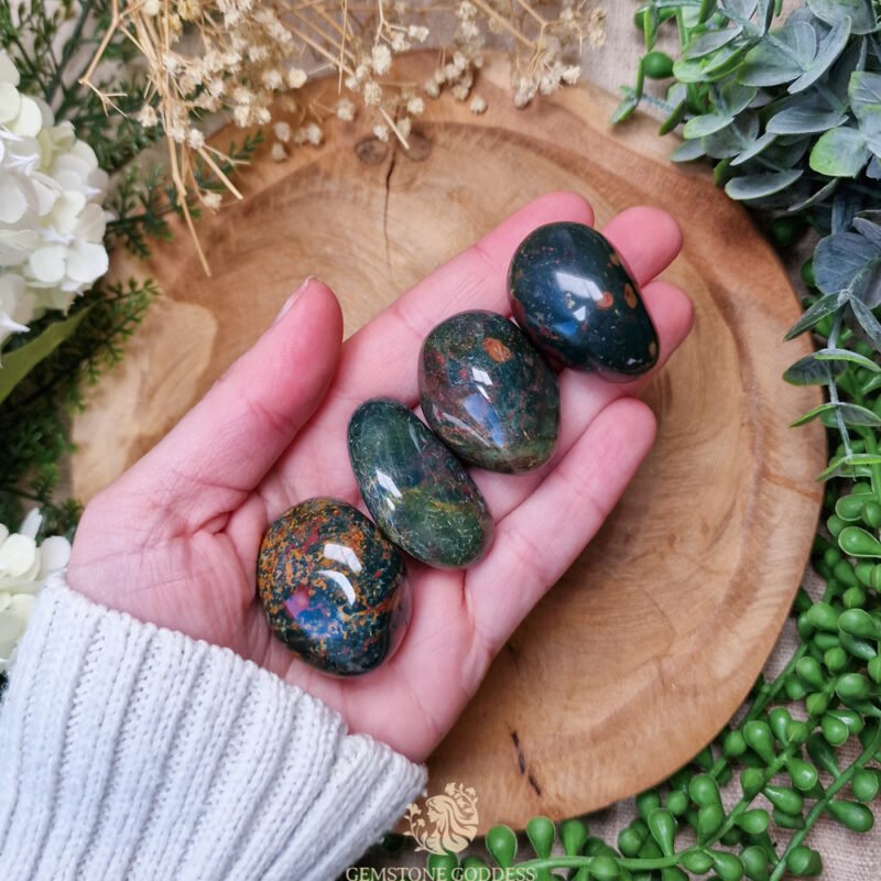 irai-jaspis-knuffelsteen-edelsteen