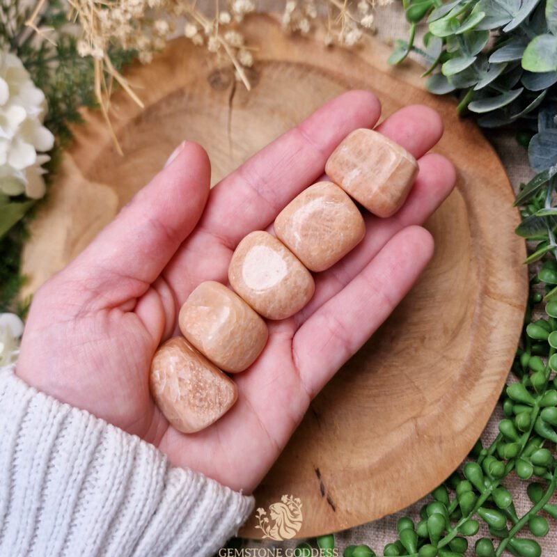 adularia-knuffelsteen-edelsteen