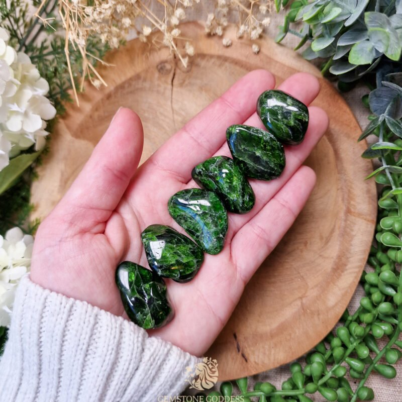 chroomdiopsiet-knuffelsteen-edelsteen