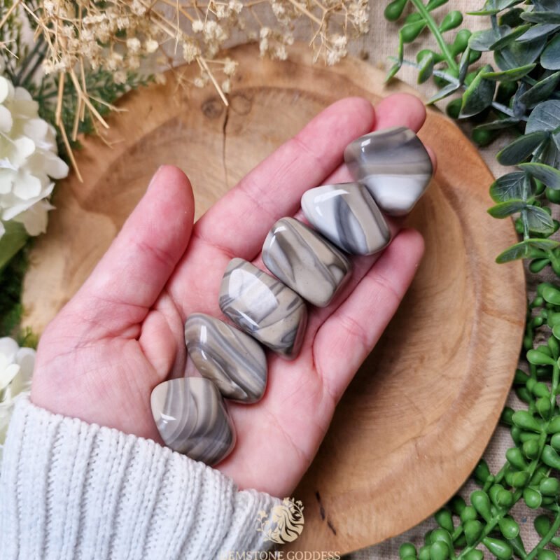 gestreepte-flint-knuffelsteen-edelsteen