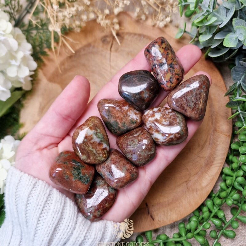 granaat-epidoot-kristal-edelsteen