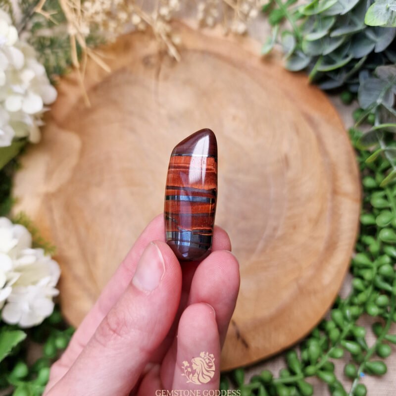 hematiet-in-rode-tijgeroog-getrommelde-steen-edelsteen