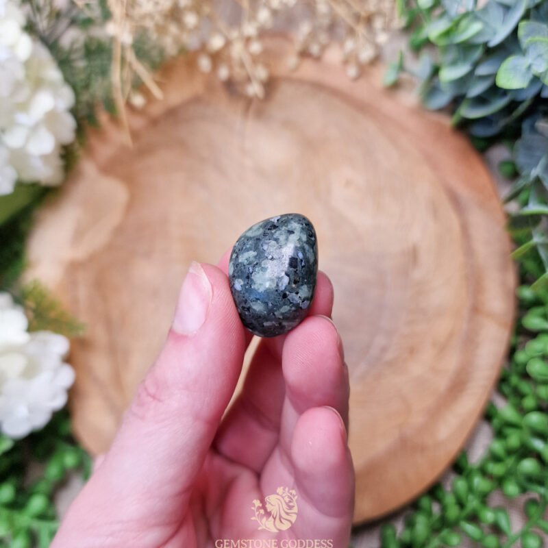 lakelandiet-getrommelde-steen-edelsteen