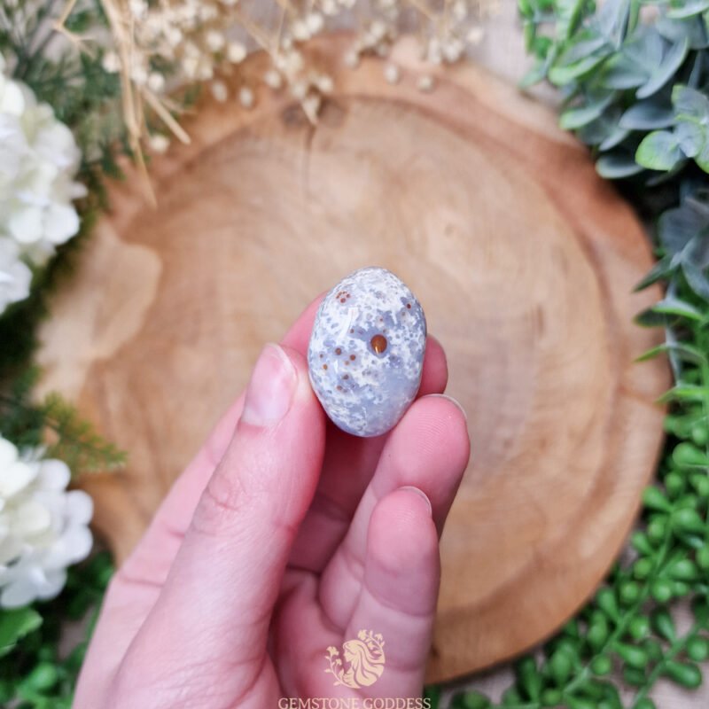 mangaan-chalcedoon-getrommelde-steen-edelsteen