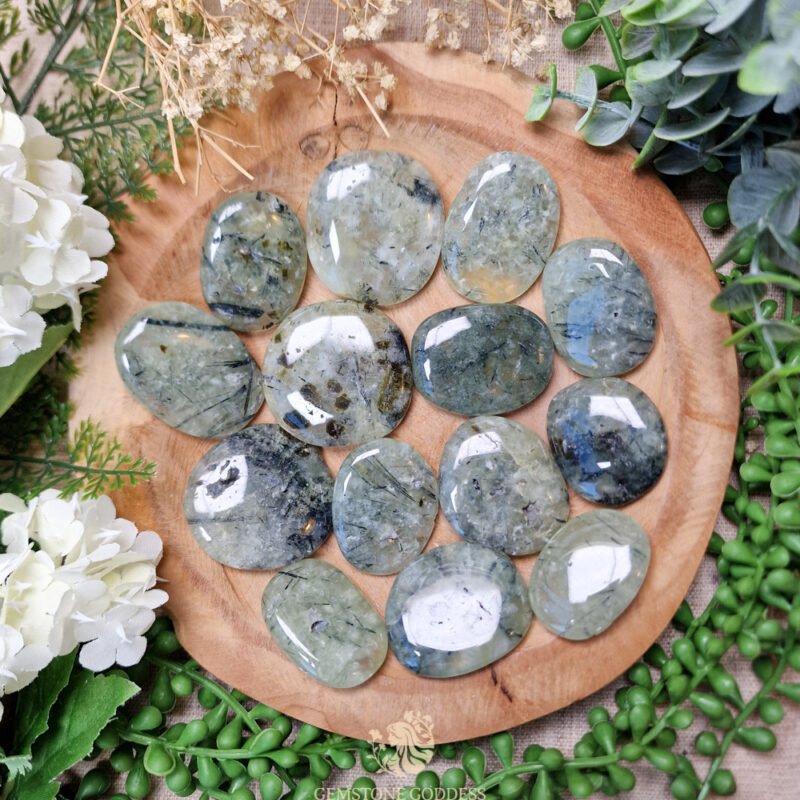 epidoot-in-prehniet-zaksteen-edelsteen