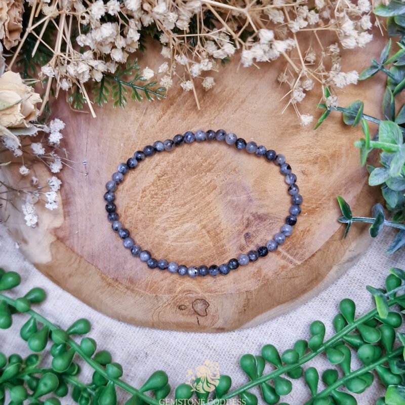 larvikiet-4mm-armband