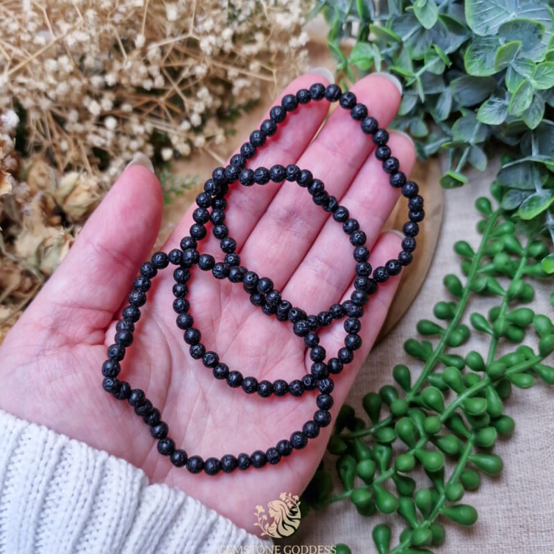 lavasteen-kogelarmband