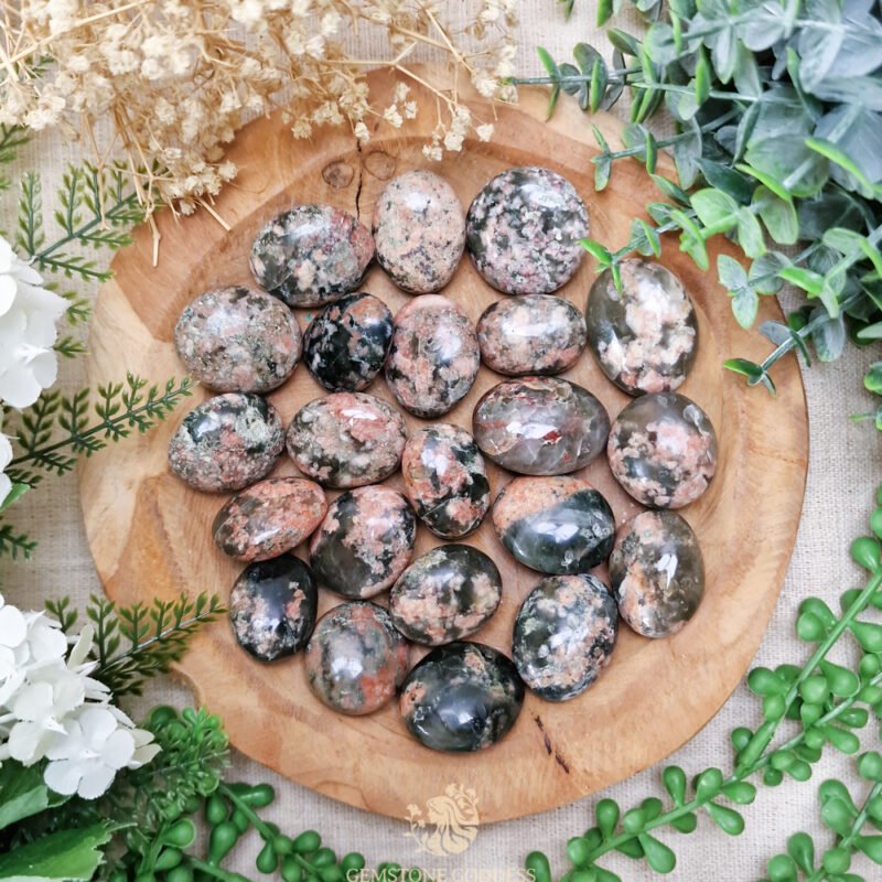 groene-bloemagaat-trommelsteen-edelsteen