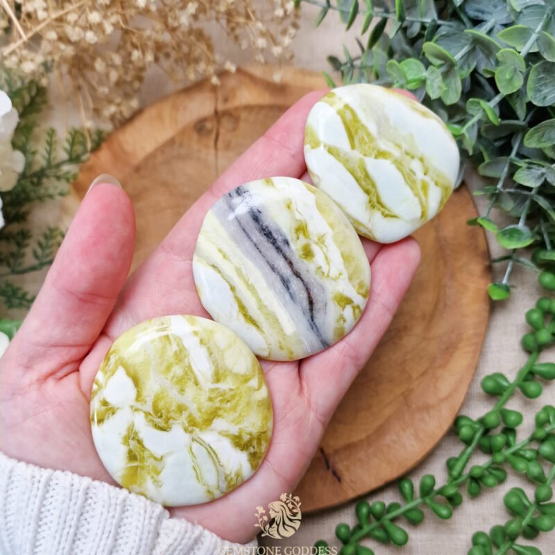 iona-marmer-oplegger-edelsteen