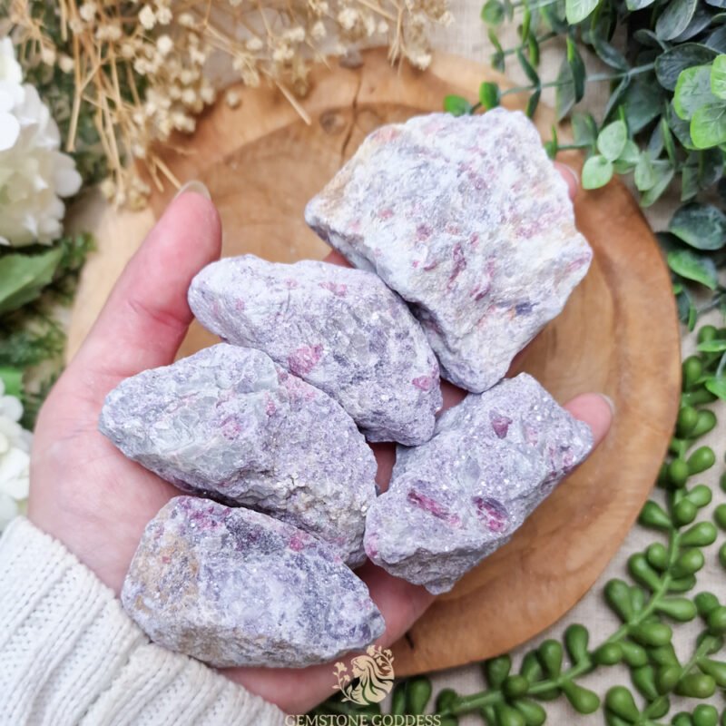 rubelliet-lepidoliet-ruwe-steen