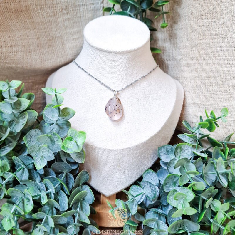 amfibool-mica-pyroxeen-hanger-aan-zilveren-oogje