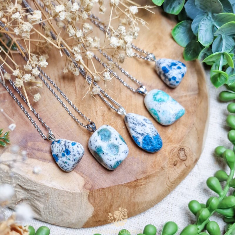 k2-steen-zilveren-hanger