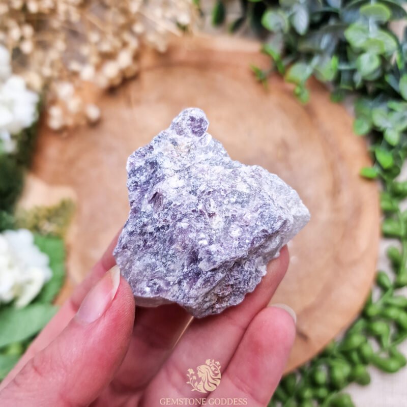 lepidoliet-ruwe-edelsteen