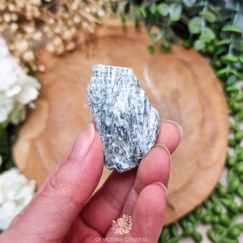 serafiniet-ruwe-edelsteen