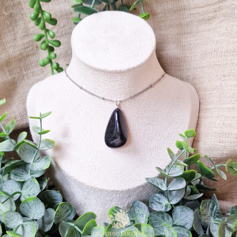 master-shamanite-hanger-met-zilveren-oogje