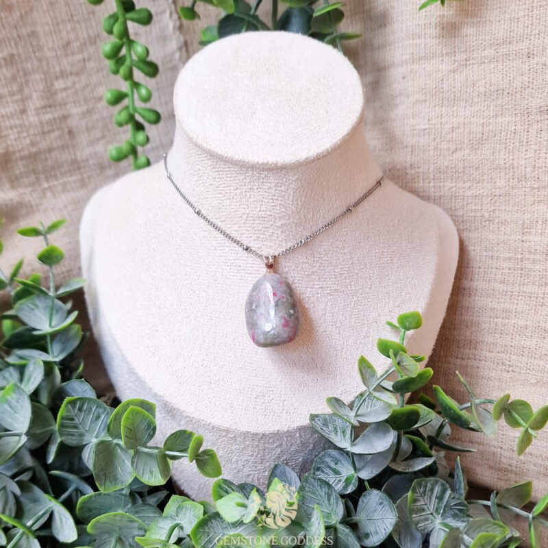 thuliet-in-albiet-hanger-met-zilveren-oogje