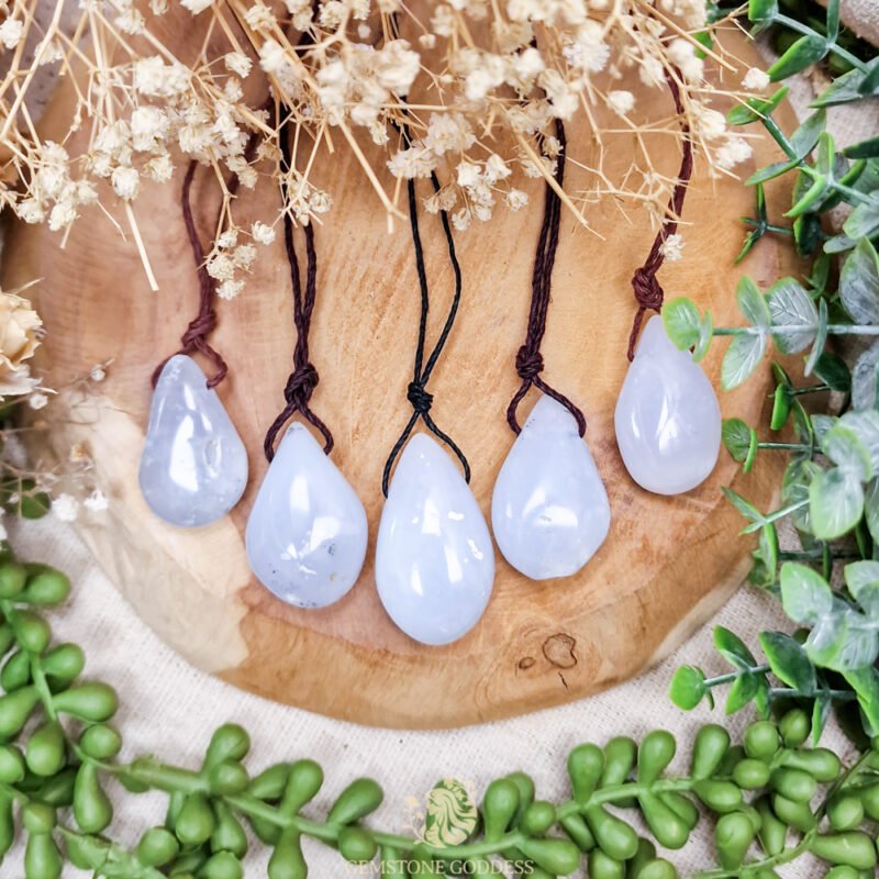 blauwe-chalcedoon-druppel-ketting