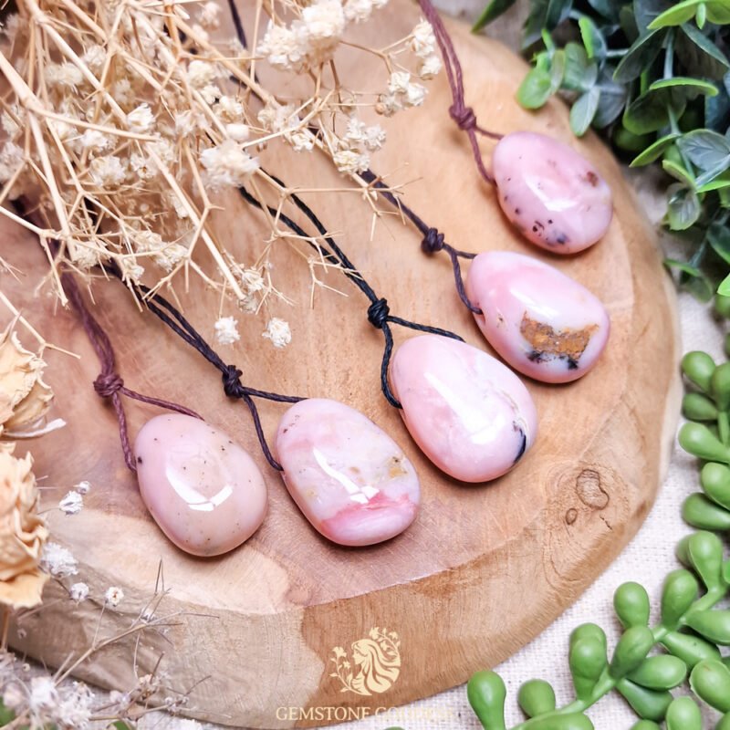 roze-andes-opaal-hanger